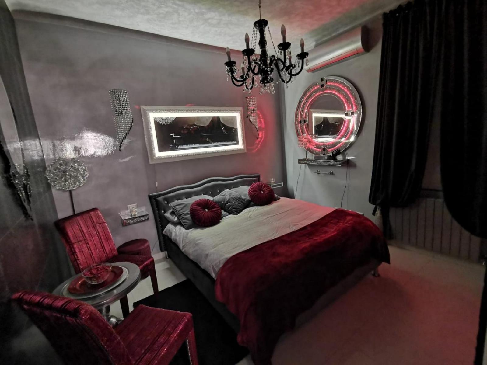 Jacuzzi Love SuitesweetРим Екстериор снимка