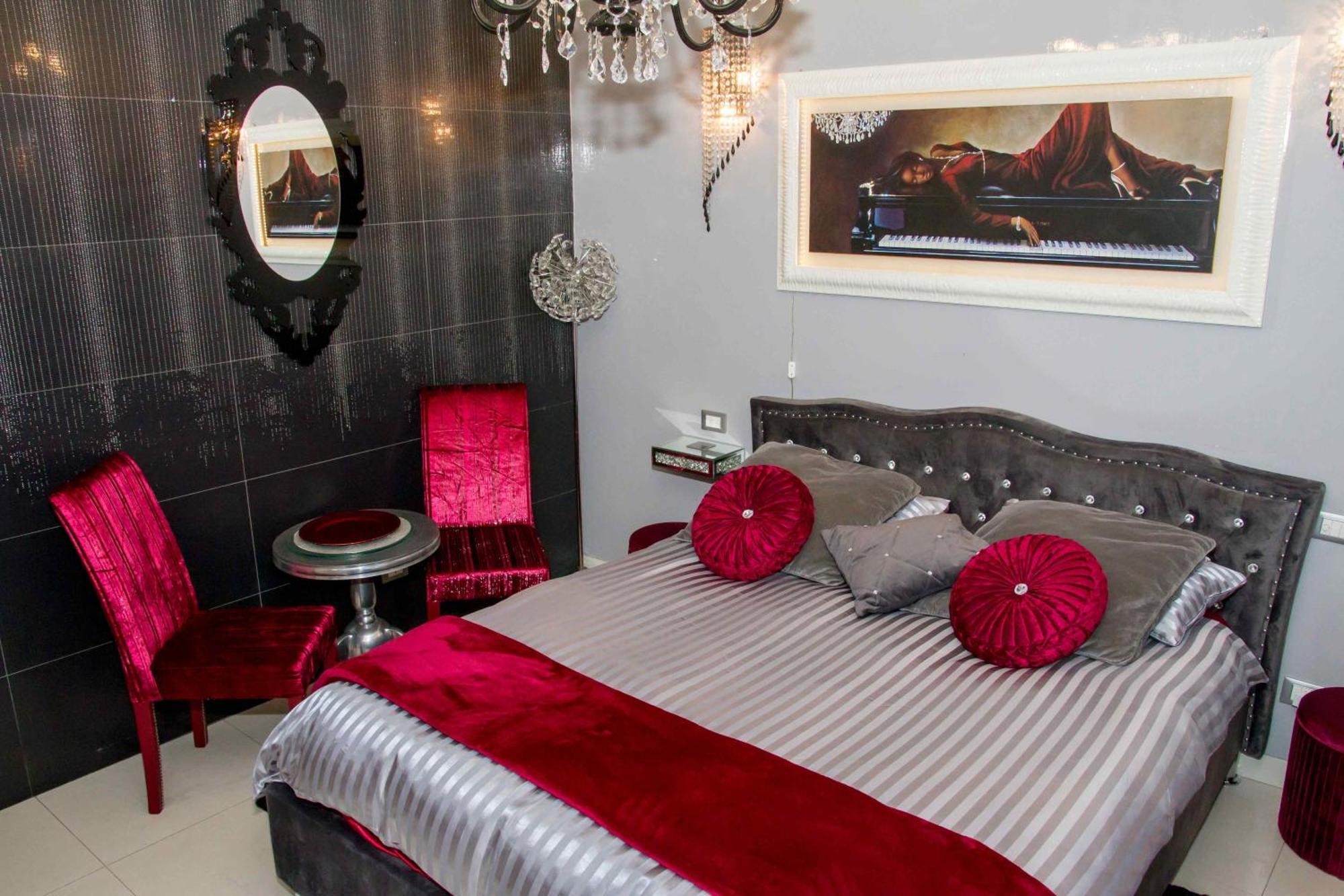 Jacuzzi Love SuitesweetРим Екстериор снимка