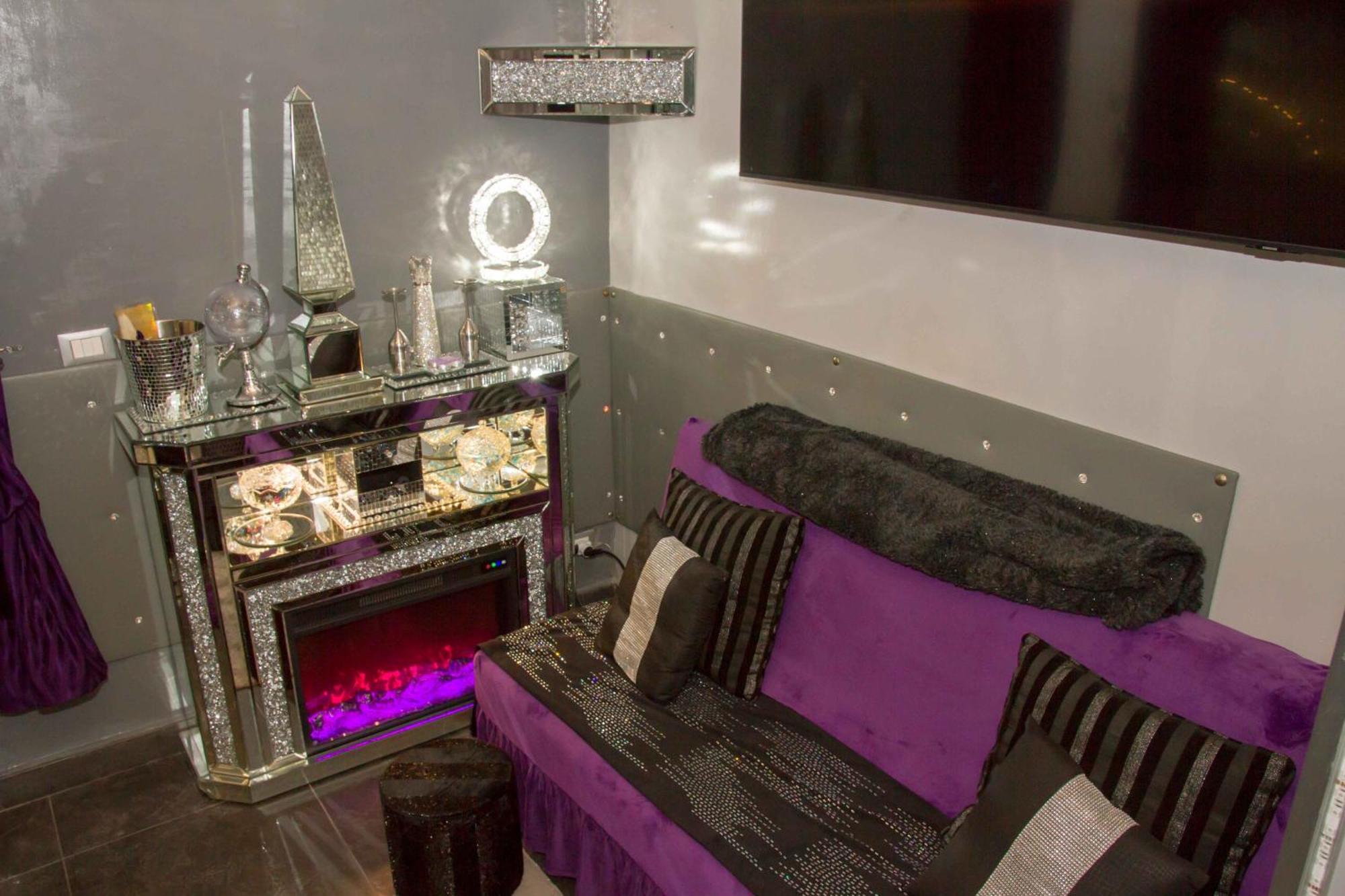 Jacuzzi Love SuitesweetРим Екстериор снимка