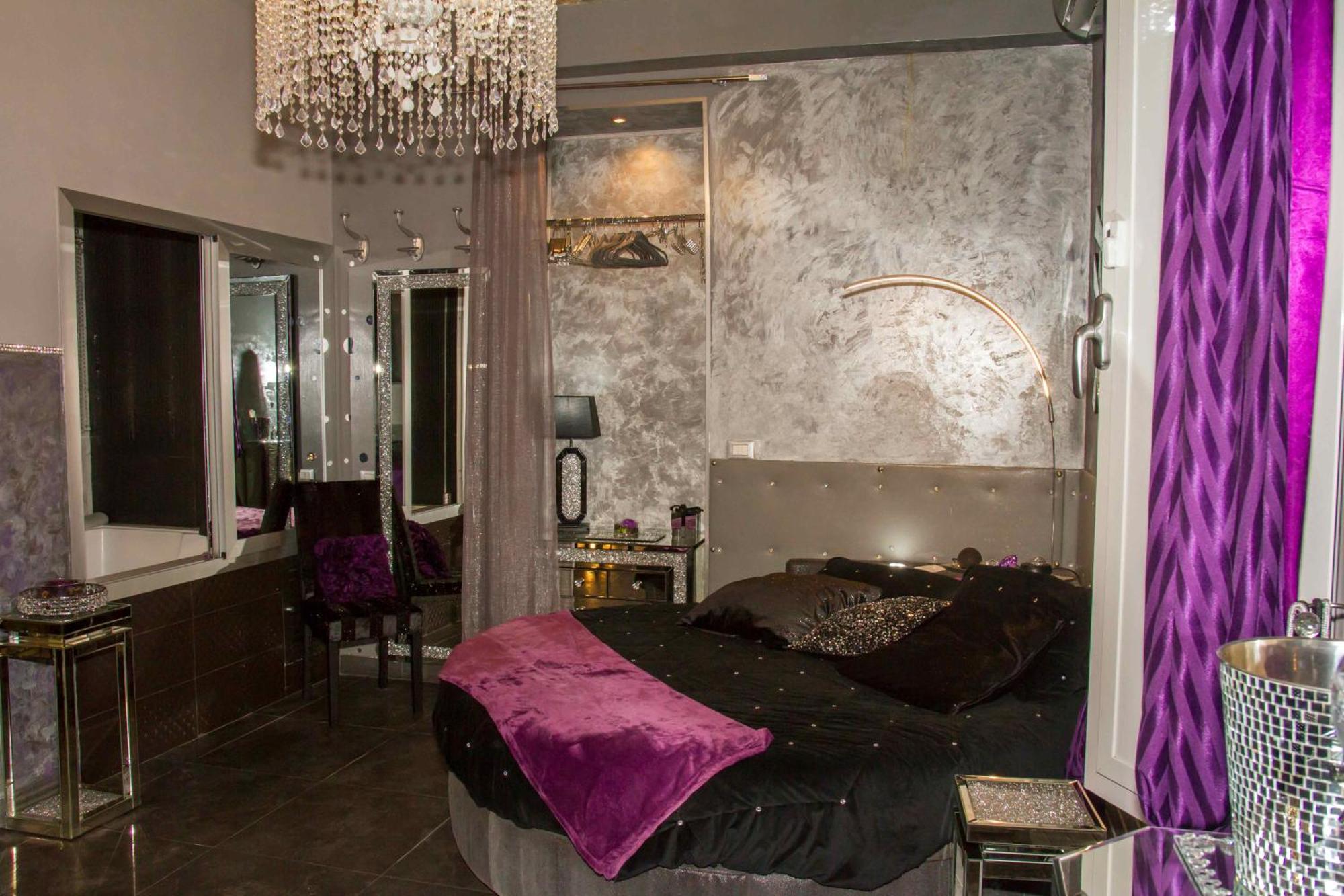 Jacuzzi Love SuitesweetРим Екстериор снимка