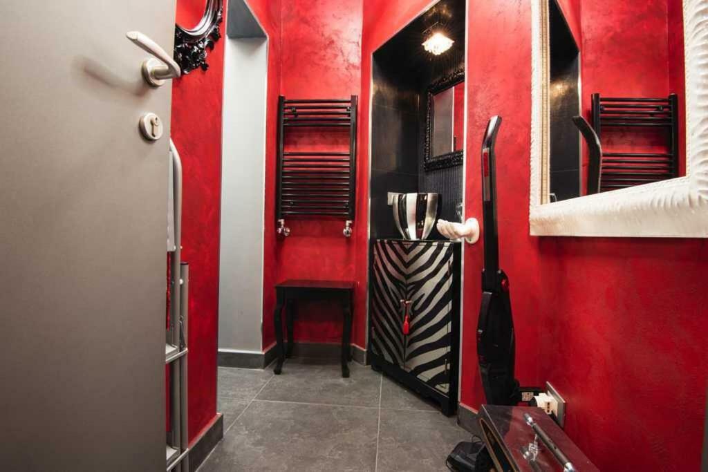 Jacuzzi Love SuitesweetРим Екстериор снимка
